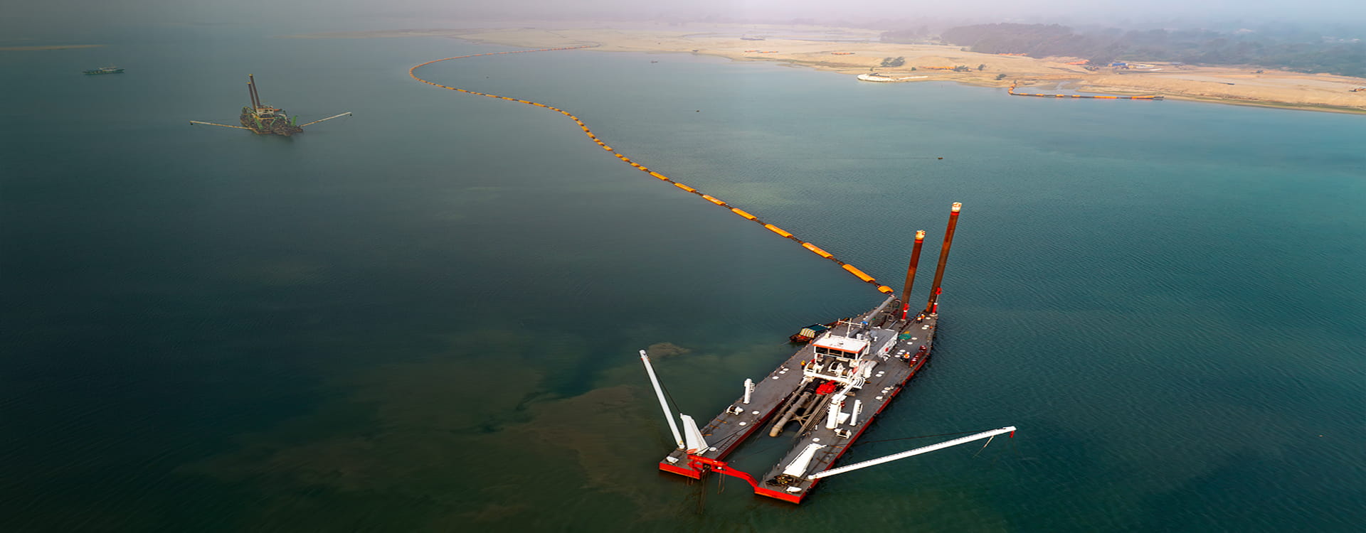 Engineered for Efficiency — Ennore’s Rake-Fast, Vessel-Smart <br> Terminal